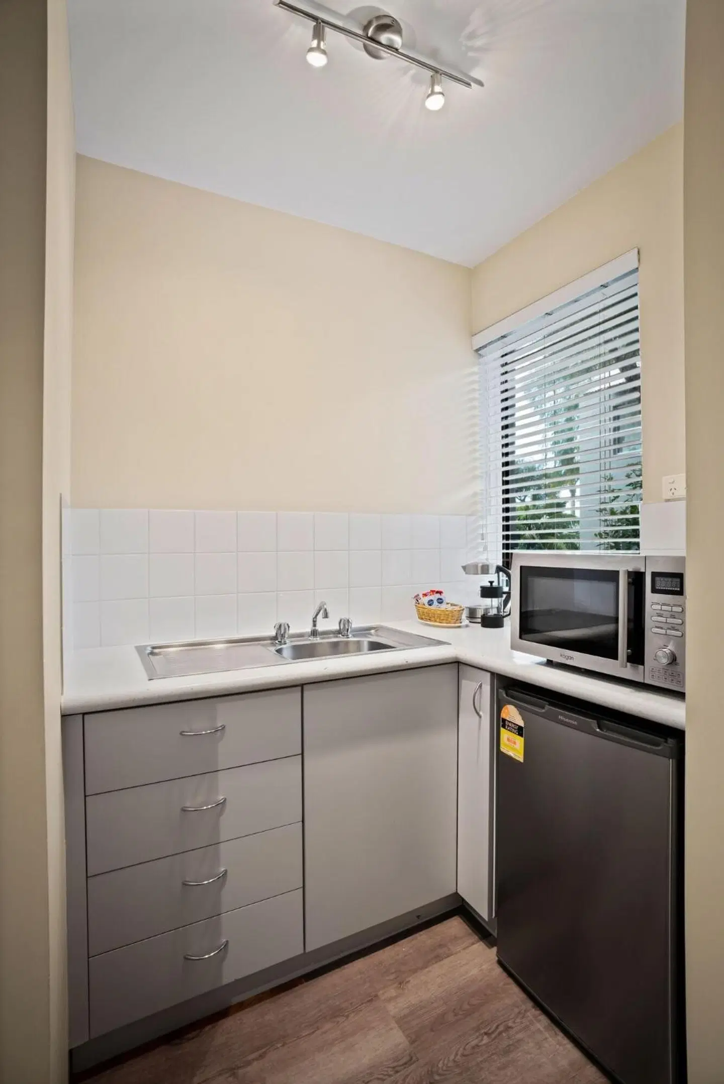 Broadwater  Beach Resort ROOM_EXAMPLE