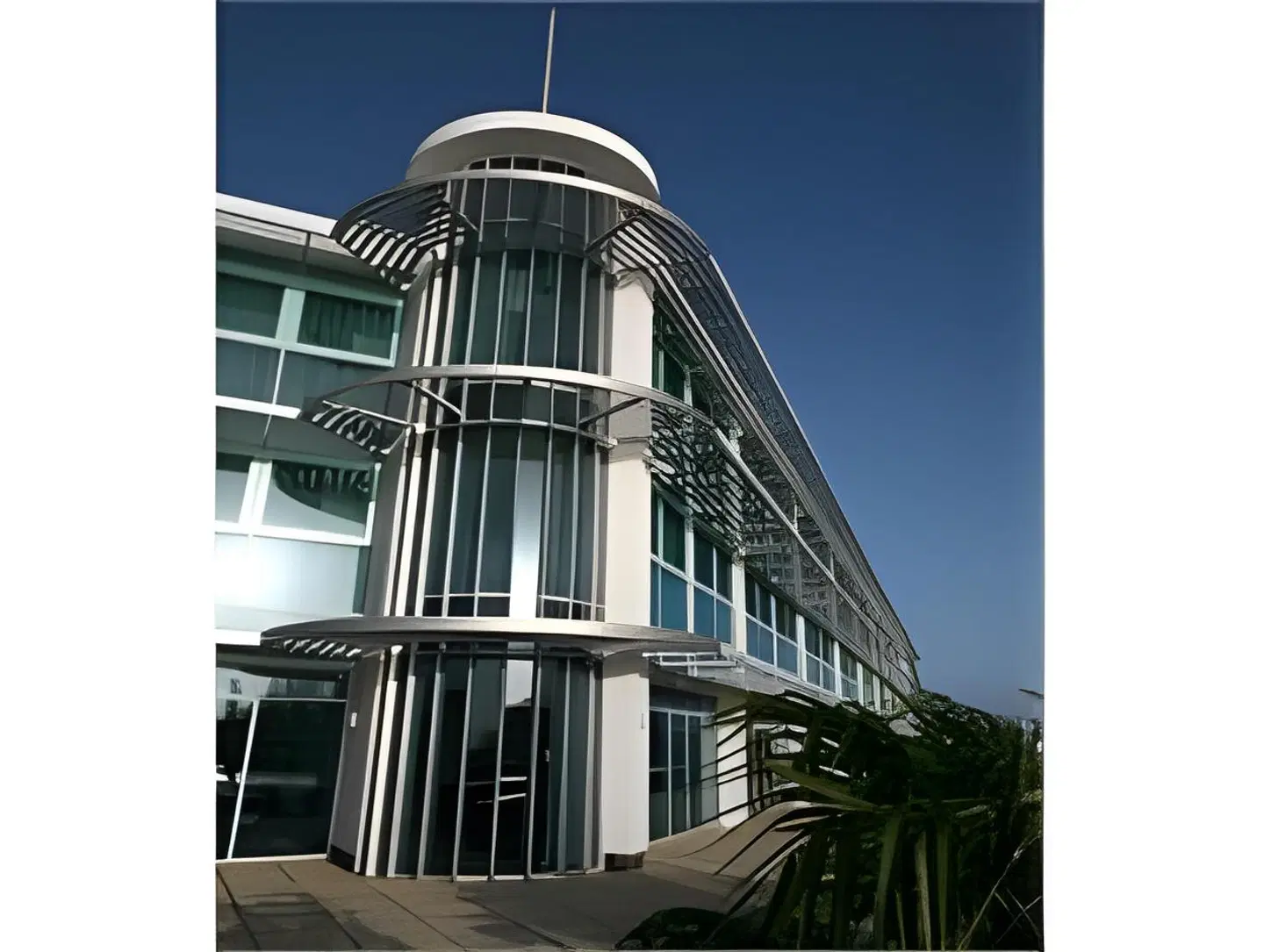 Captains Club & Spa EXTERIOR
