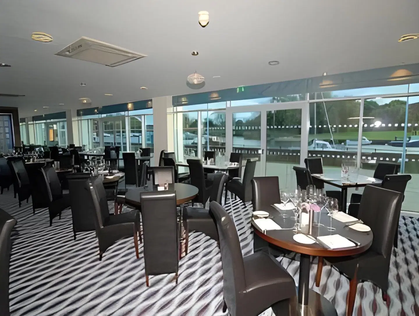 Captains Club & Spa Restaurant
