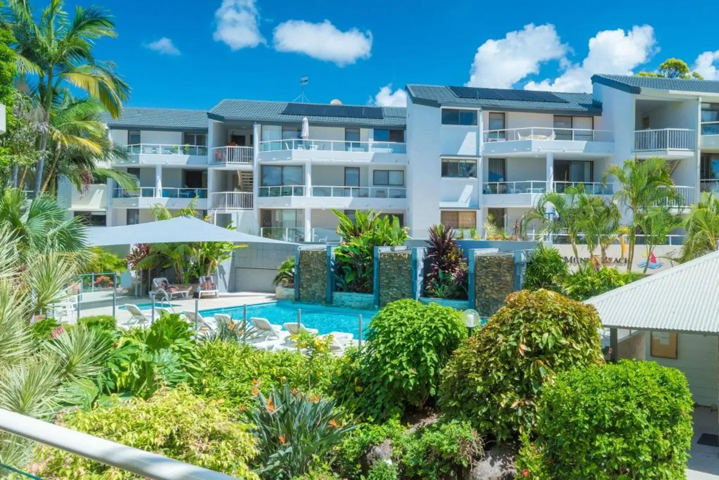 Munna Beach Apartments EXTERIOR