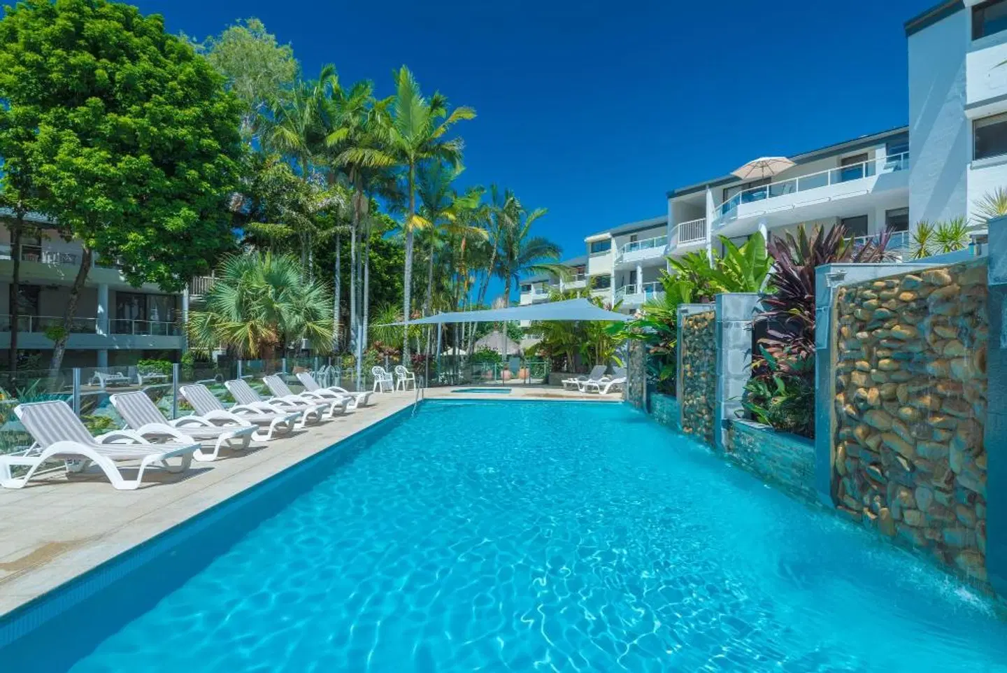 Munna Beach Apartments OUTDOOR_POOL