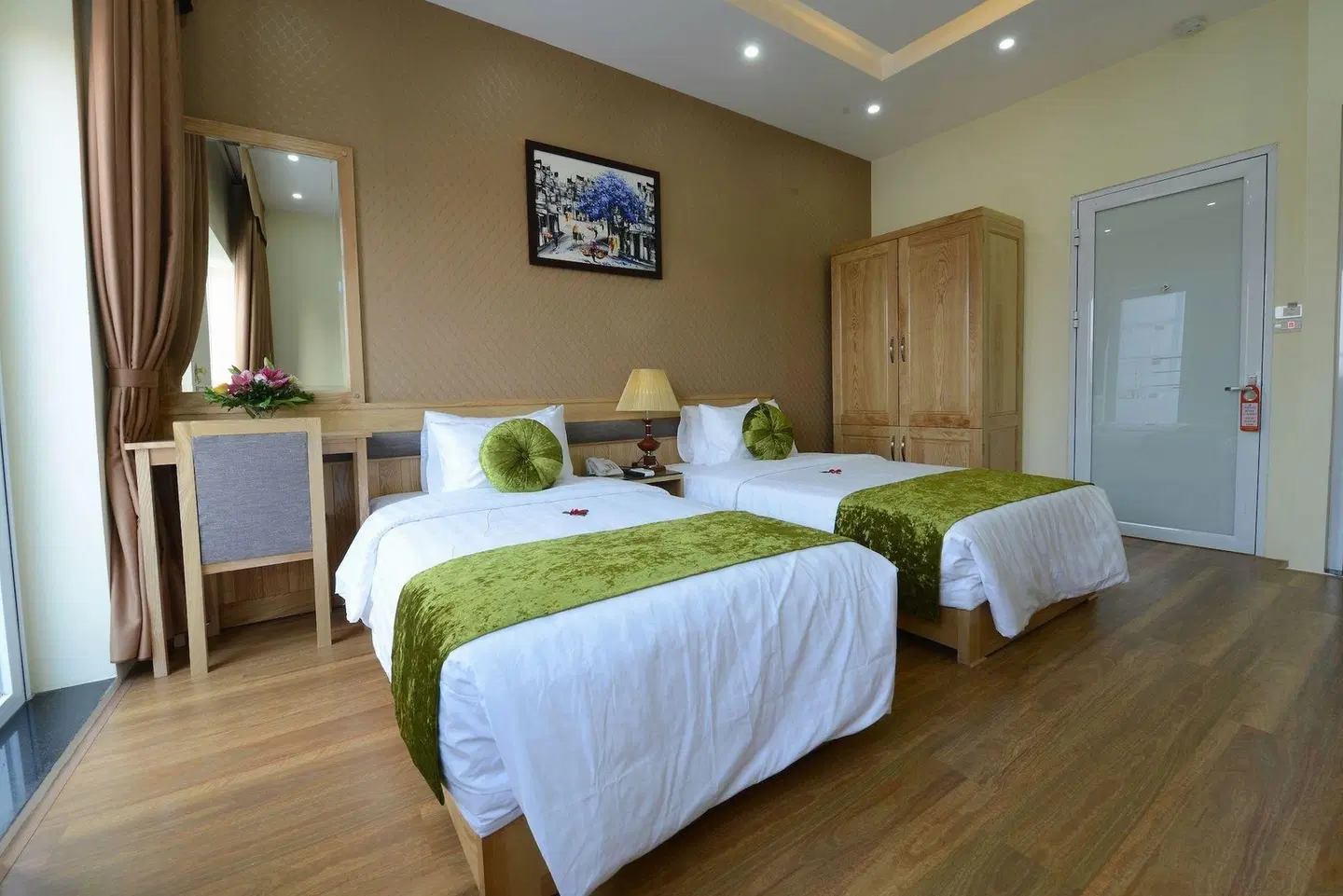 Blue Hanoi Inn Hotel ROOM_EXAMPLE