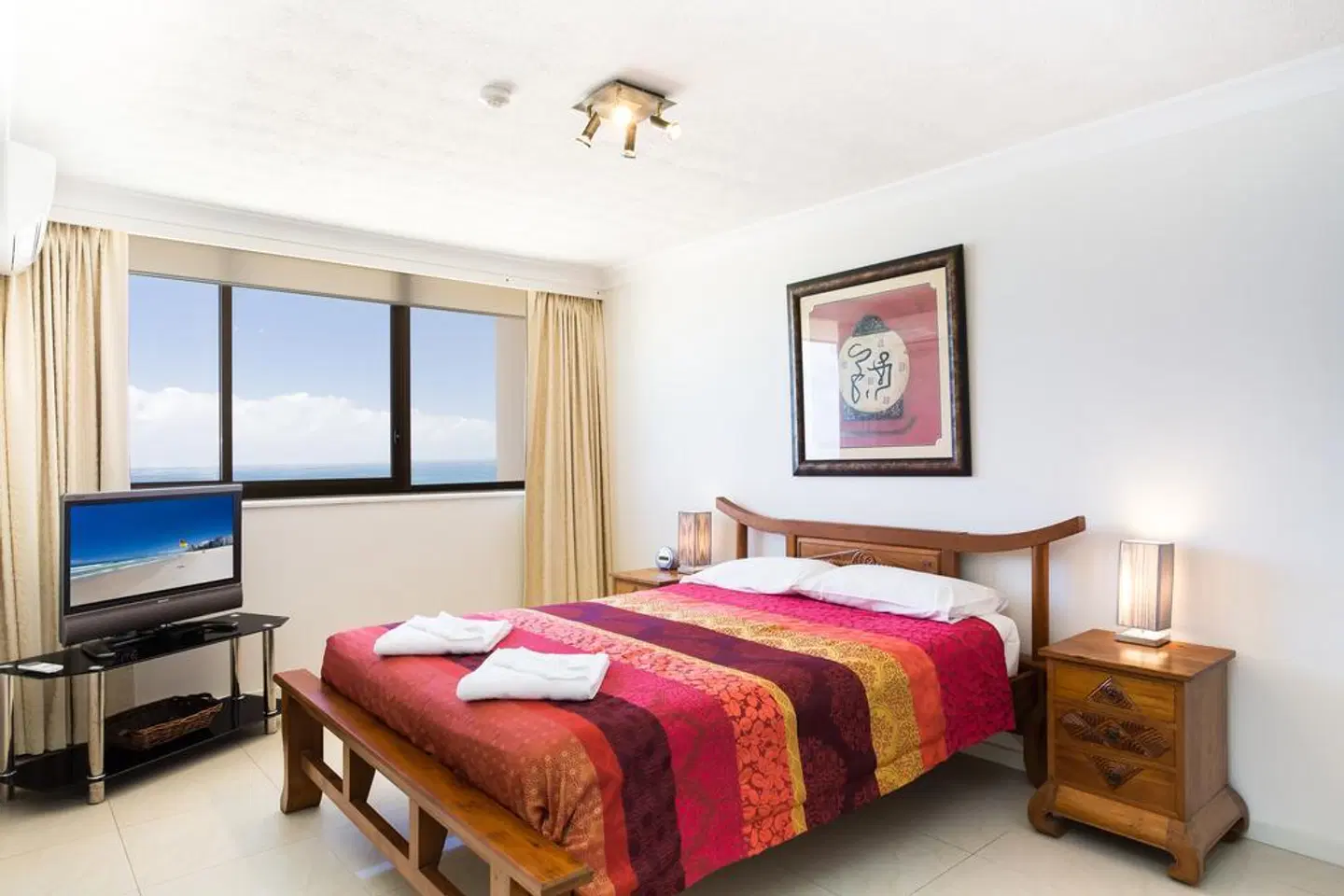 Breakers North Absolute Beachfront Apartments ROOM_EXAMPLE