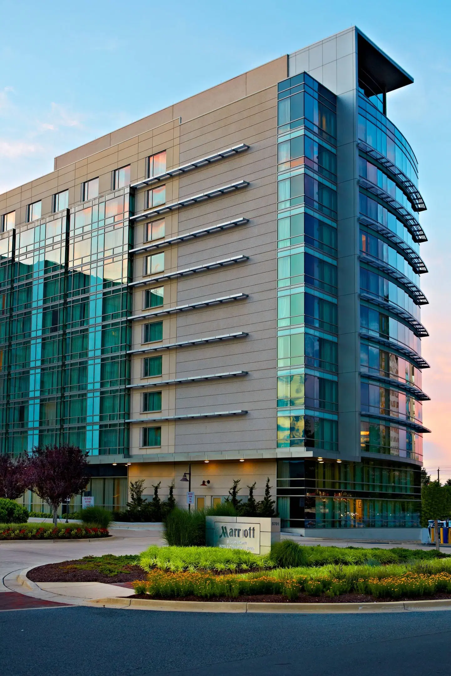 Bethesda North Marriott Hotel & Conference Center EXTERIOR