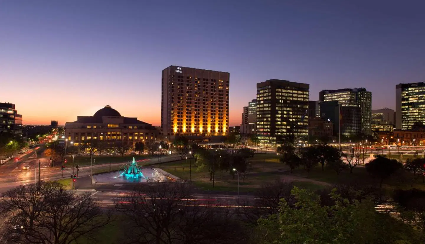 Hilton Adelaide EXTERIOR