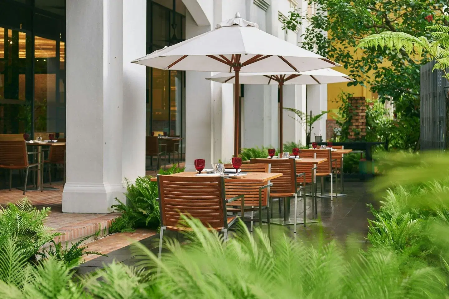 Hotel Stripes Kuala Lumpur, Autograph Collection Terrasse