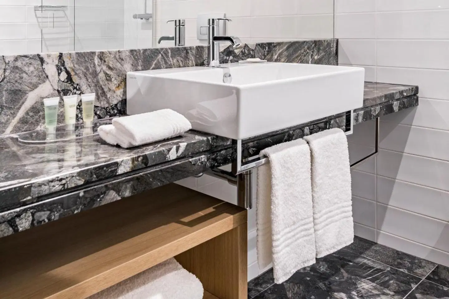 Courtyard by Marriott Brno Badezimmer