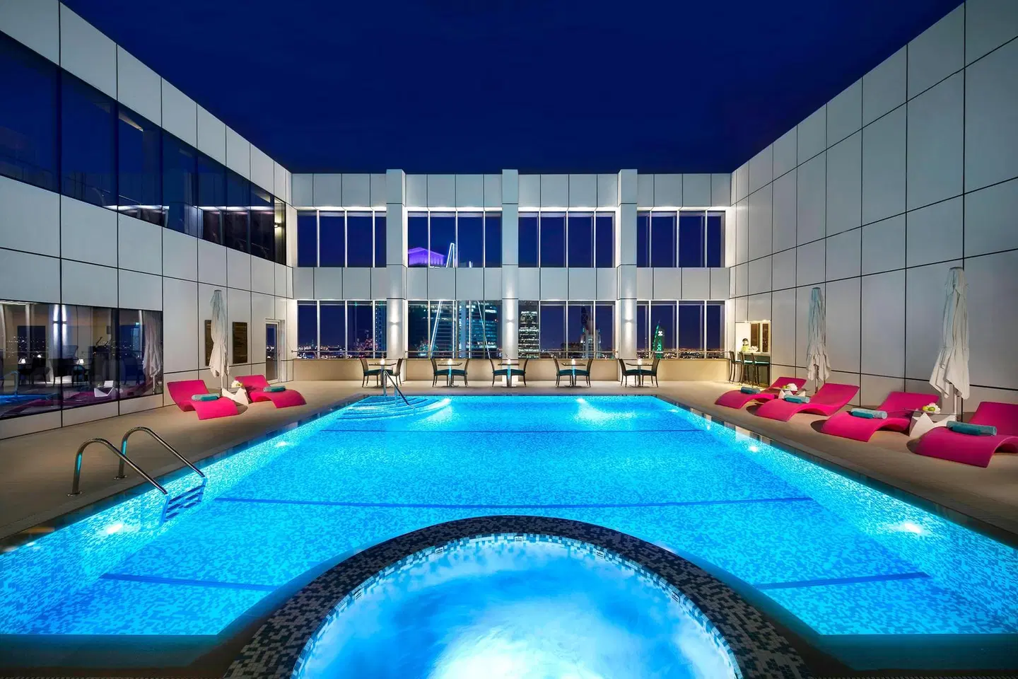 Courtyard by Marriott Riyadh Olaya OUTDOOR_POOL