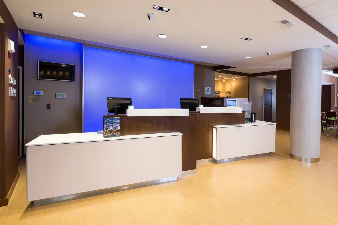 Fairfield by Marriott Inn & Suites Detroit Chesterfield LOUNGE_LOBBY