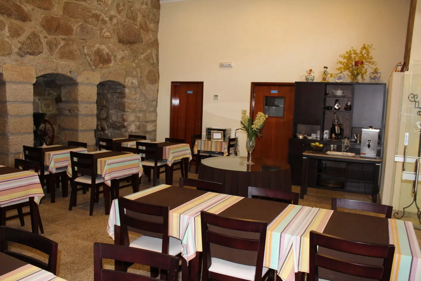 Lafoes LOUNGE_LOBBY