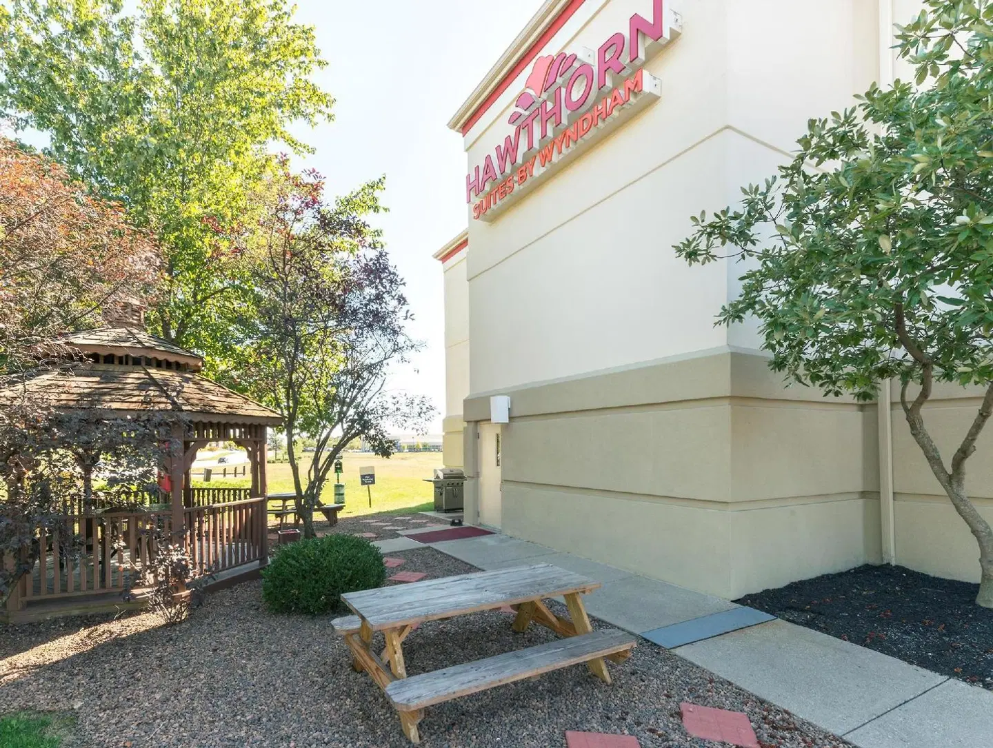 Hawthorn Suites by Wyndham Louisville/Jeffersontown EXTERIOR
