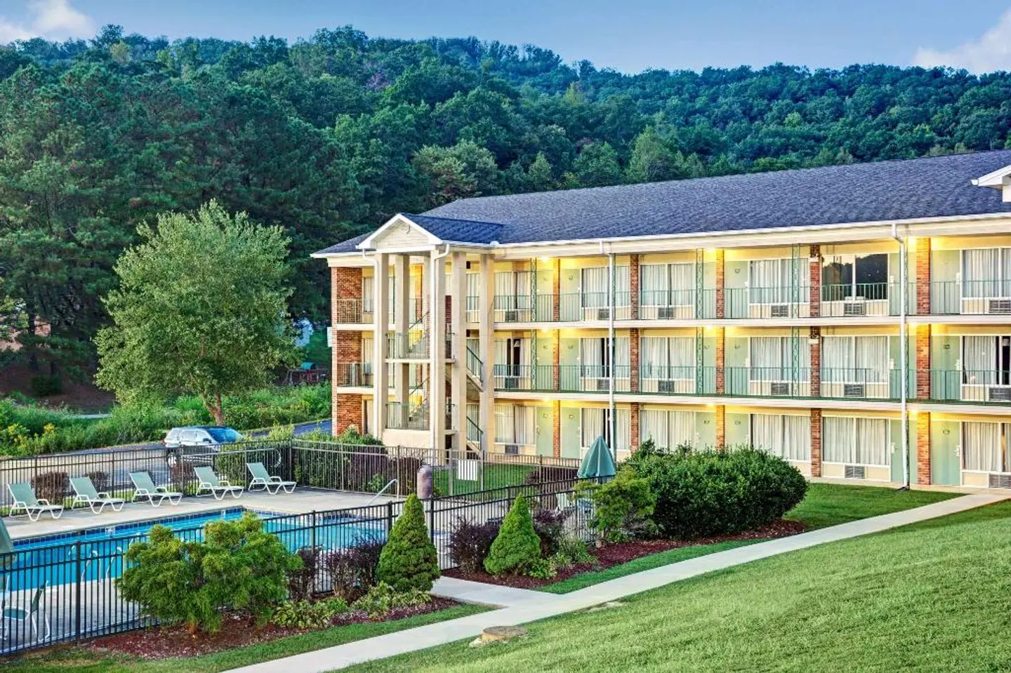 Days Inn Jellico - Tennessee State Line EXTERIOR
