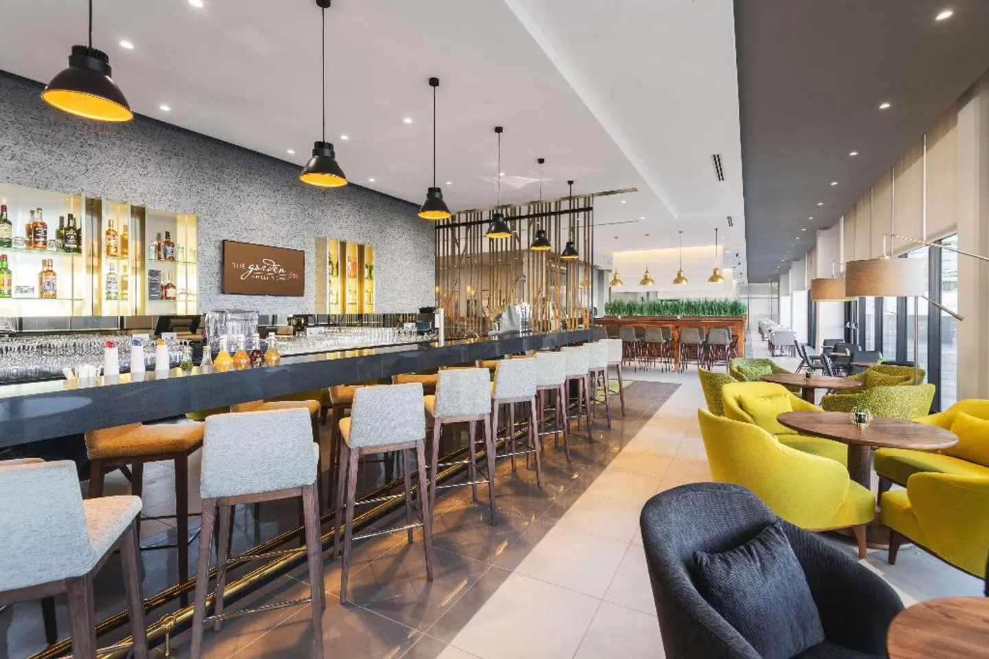 Hilton Garden Inn Windhoek Bar