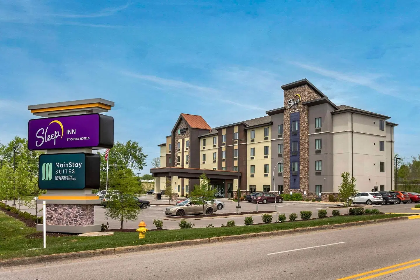 MainStay Suites Bowling Green North EXTERIOR