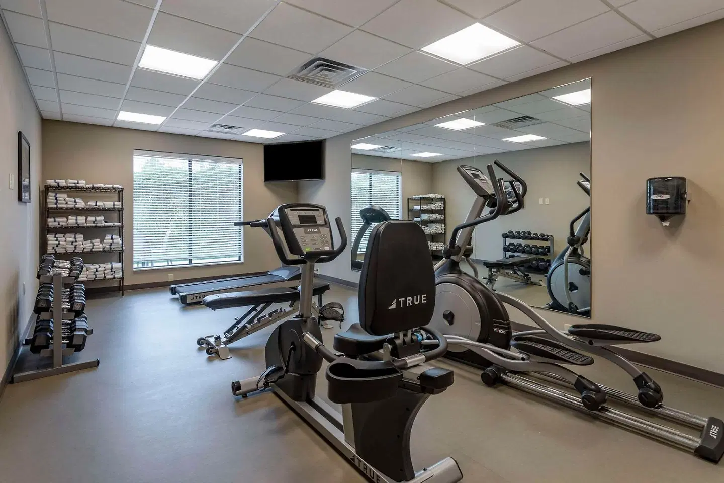 MainStay Suites Bowling Green North SPORTS_AND_LEISURE