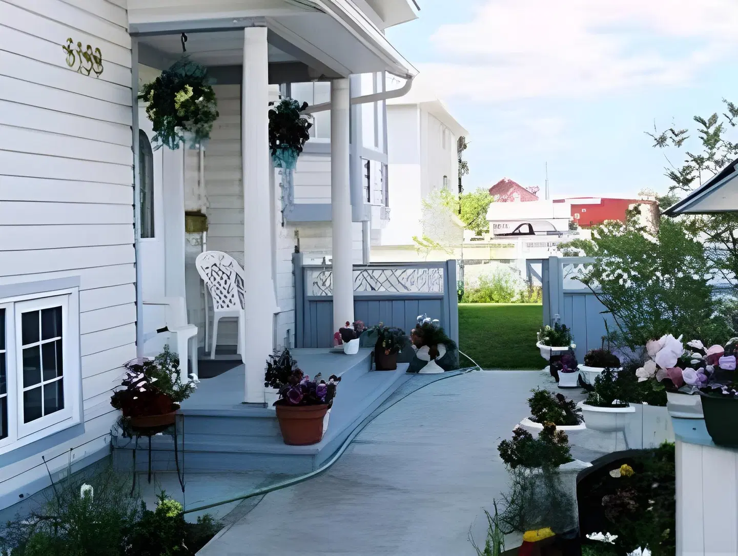Midnight Sun Inn - Bed & Breakfast Terrasse