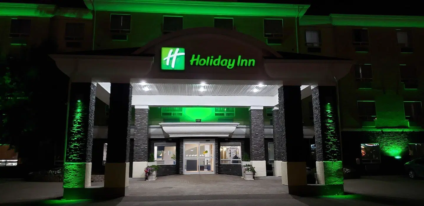 Holiday Inn & Suites Regina by IHG EXTERIOR
