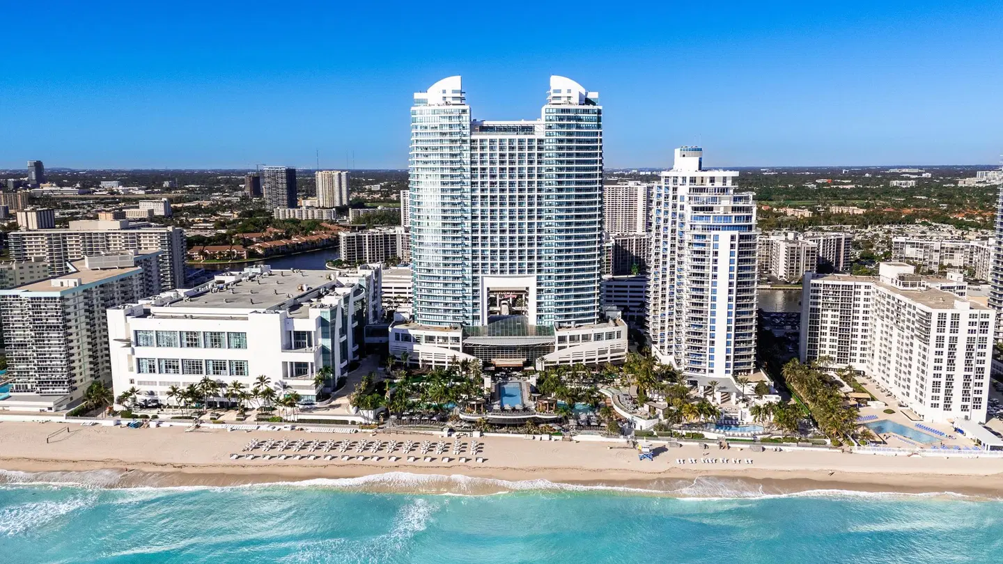 The Diplomat Beach Resort Hollywood, Curio Collection by Hilton EXTERIOR