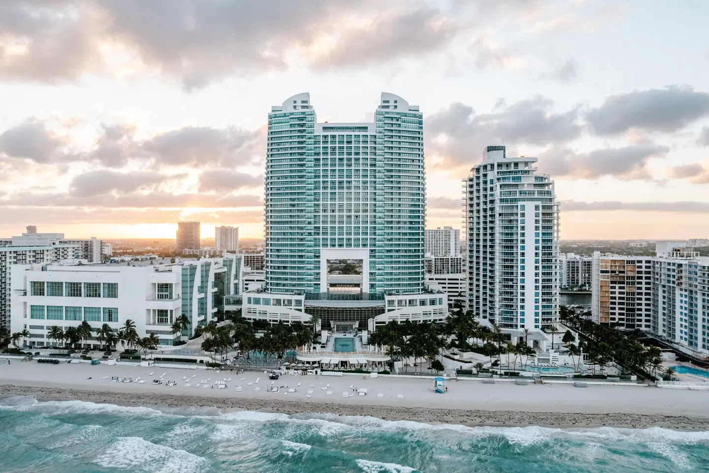 The Diplomat Beach Resort Hollywood, Curio Collection by Hilton EXTERIOR