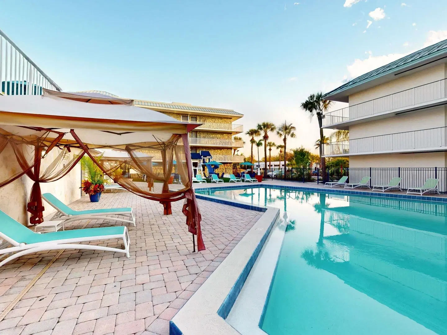 Park Royal Homestay Orlando OUTDOOR_POOL