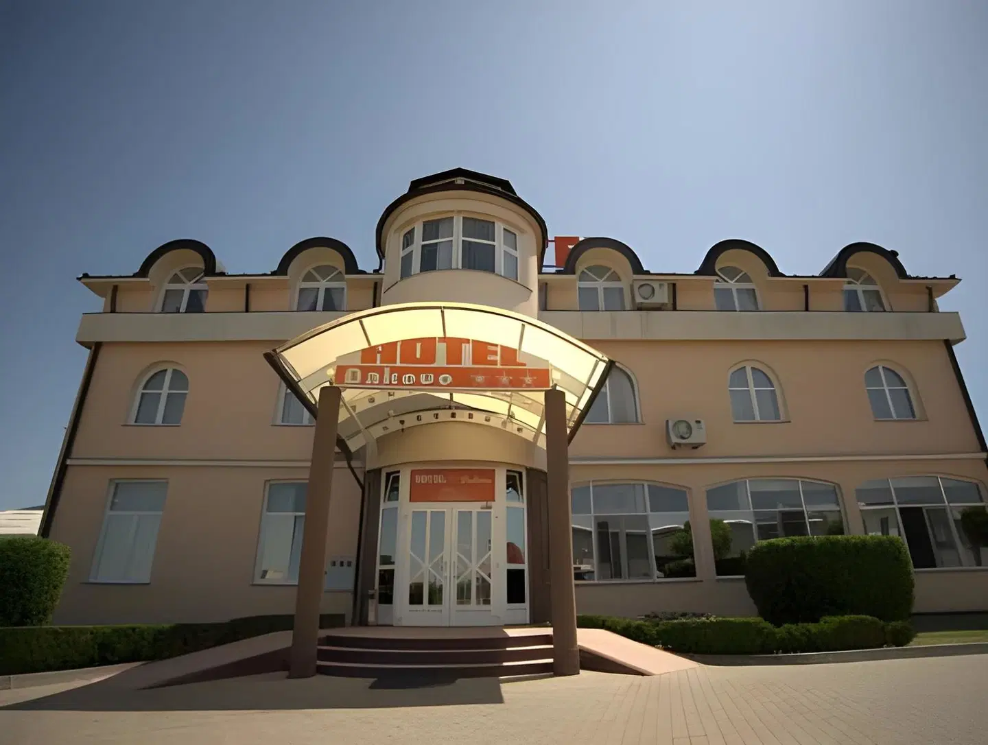 'akovo EXTERIOR