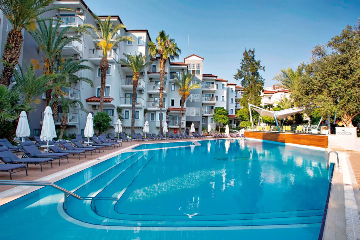 Paloma Marina Suites OUTDOOR_POOL