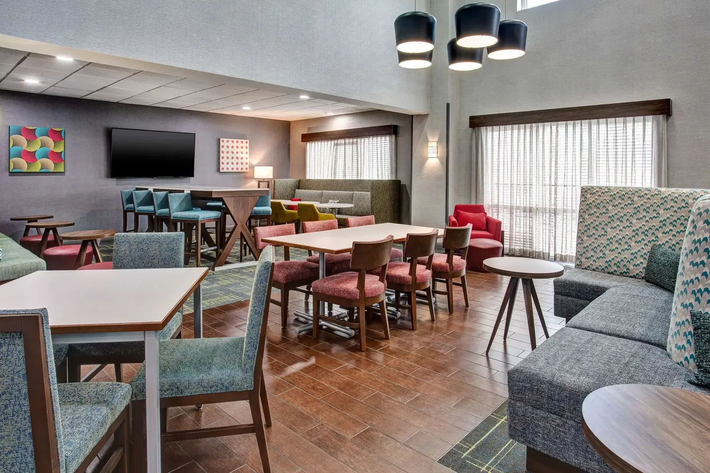 Hampton Inn & Suites Cape Coral Restaurant