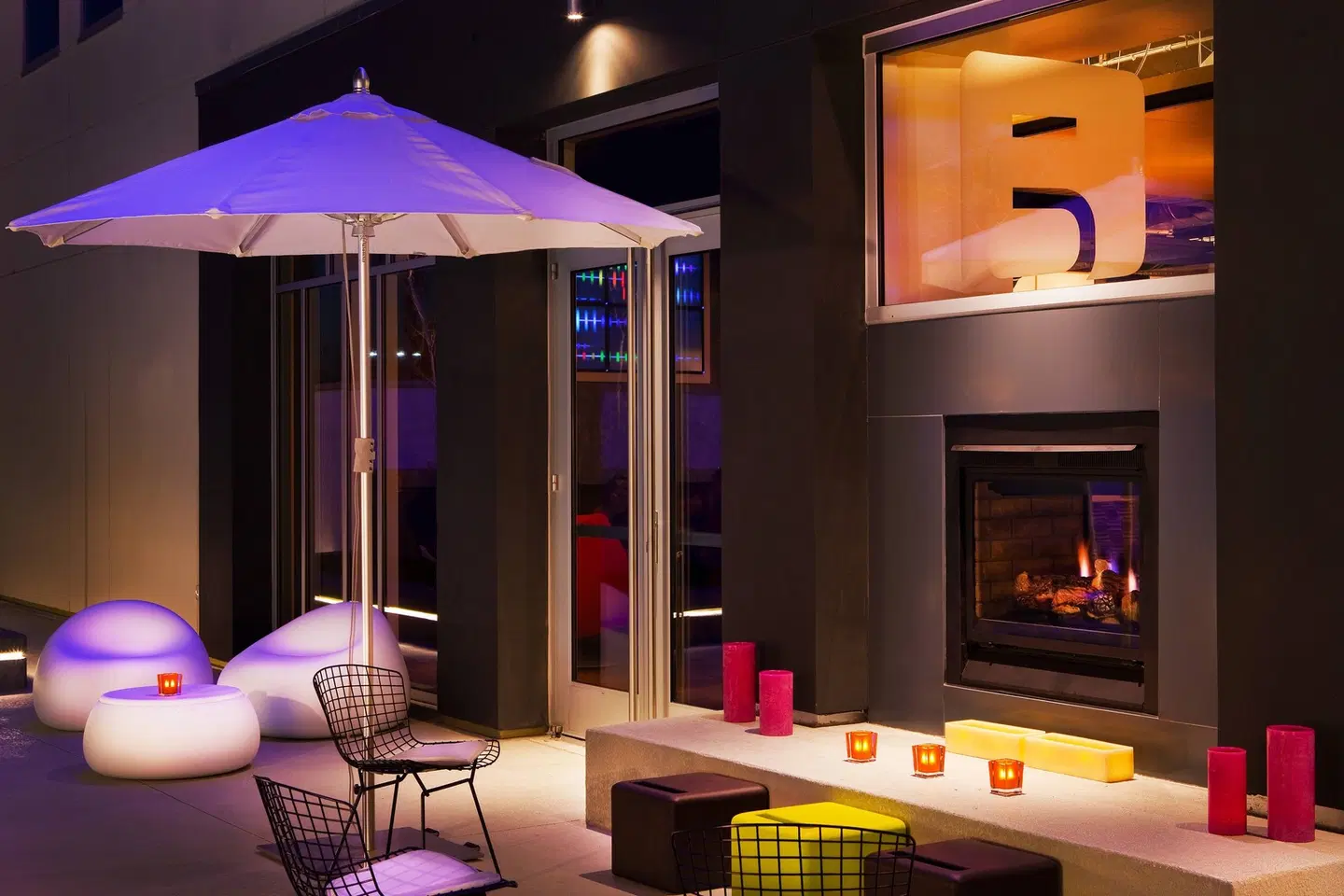 Aloft by Marriott Tucson University Bar