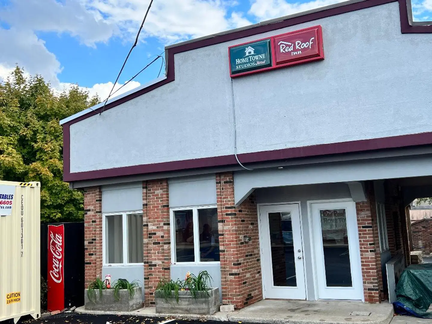 Deluxe Inn Georgetown EXTERIOR