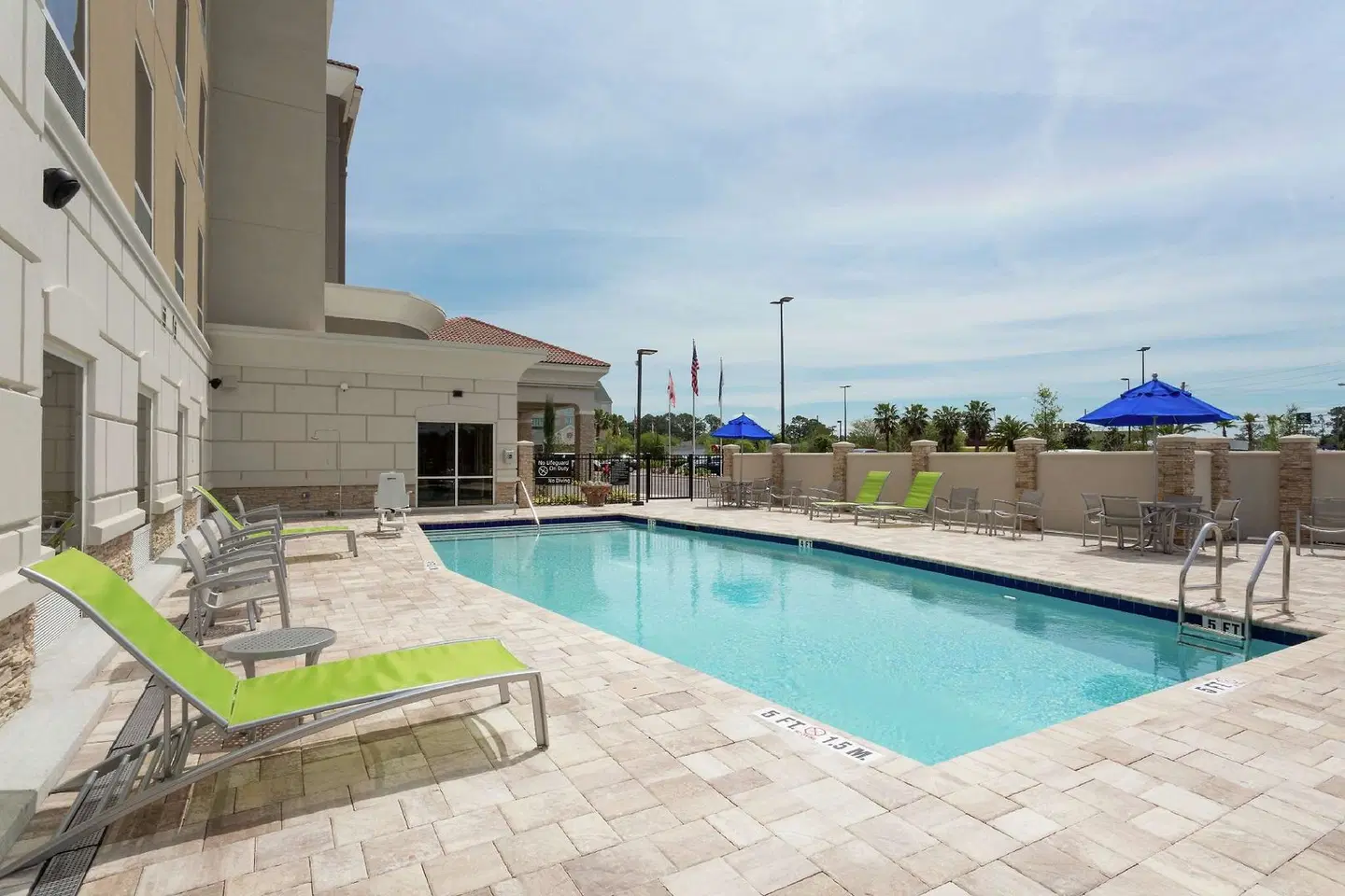 Hampton Inn & Suites Jacksonville/Orange Park OUTDOOR_POOL