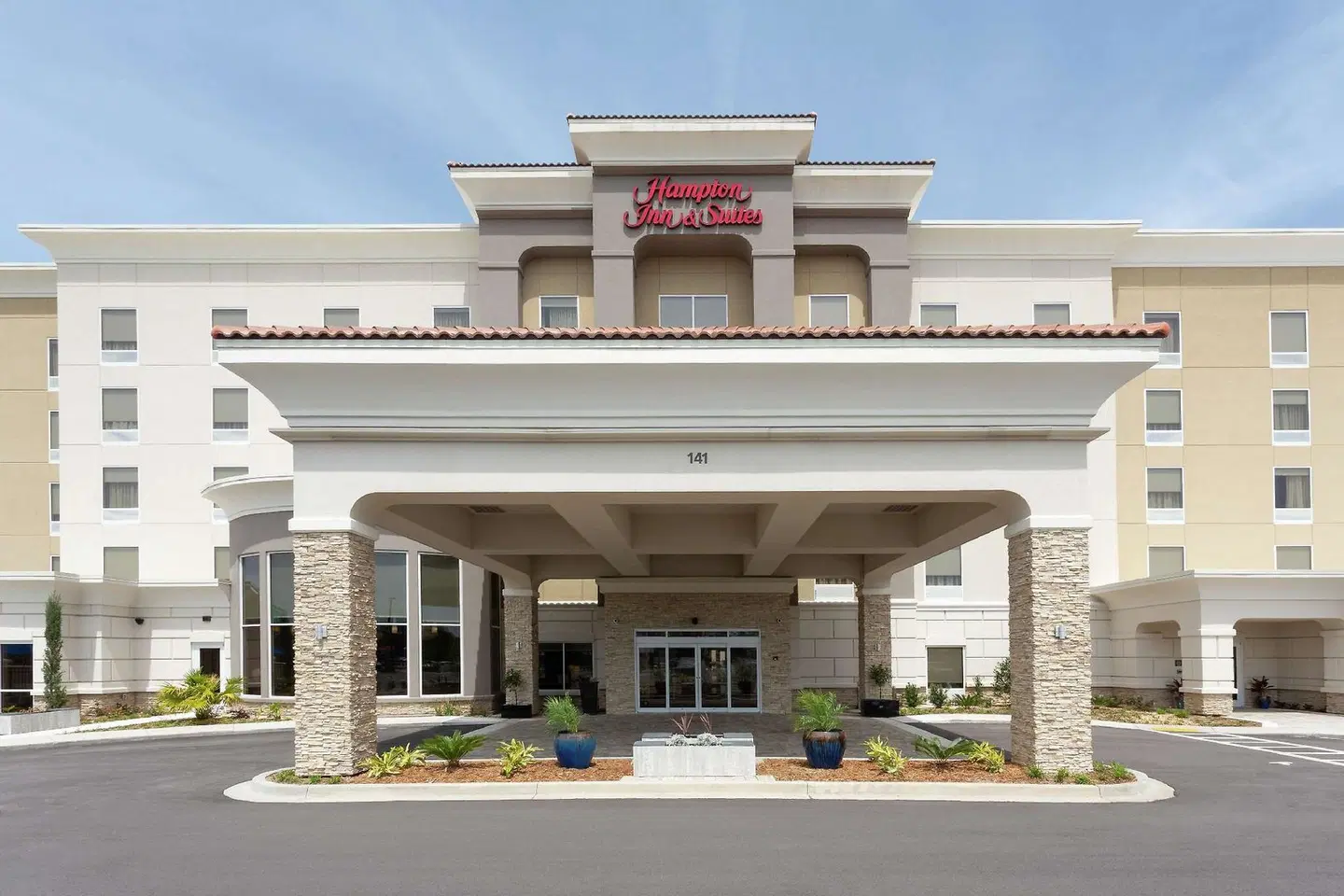 Hampton Inn & Suites Jacksonville/Orange Park EXTERIOR