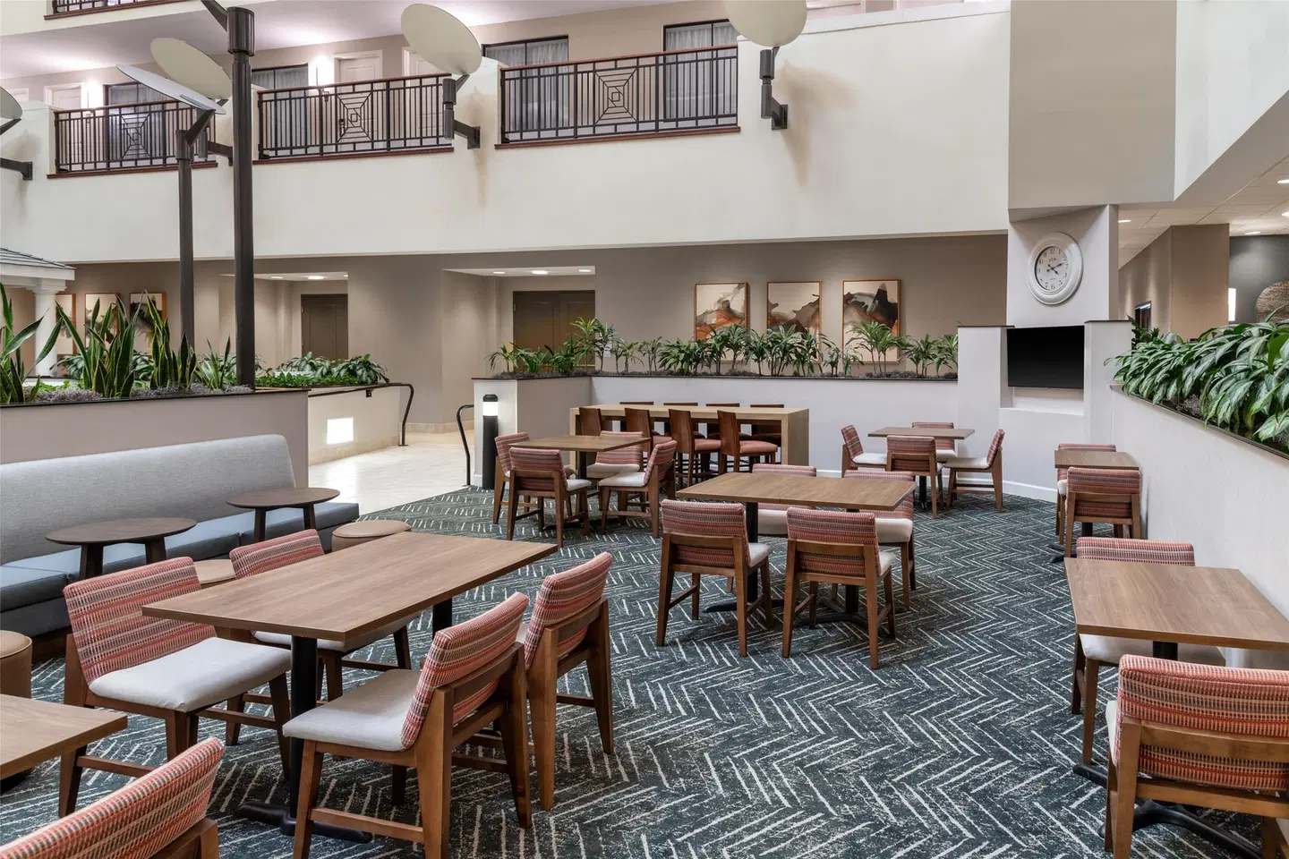 Embassy Suites by Hilton Fort Myers Estero Bar