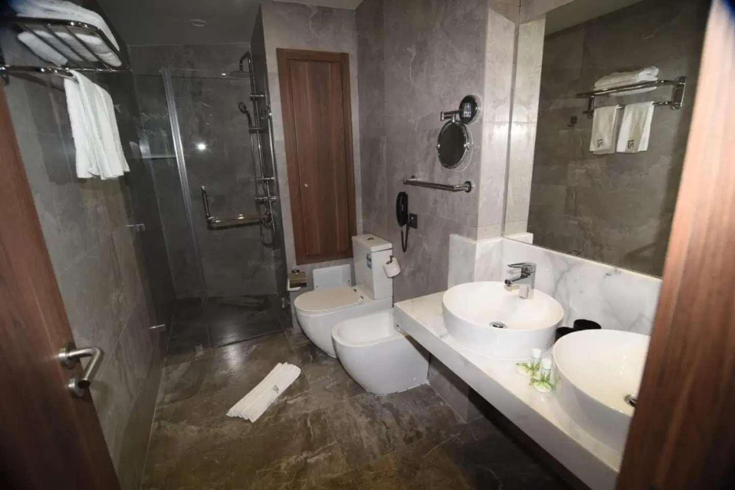 NJ Hotel Rabat Badezimmer