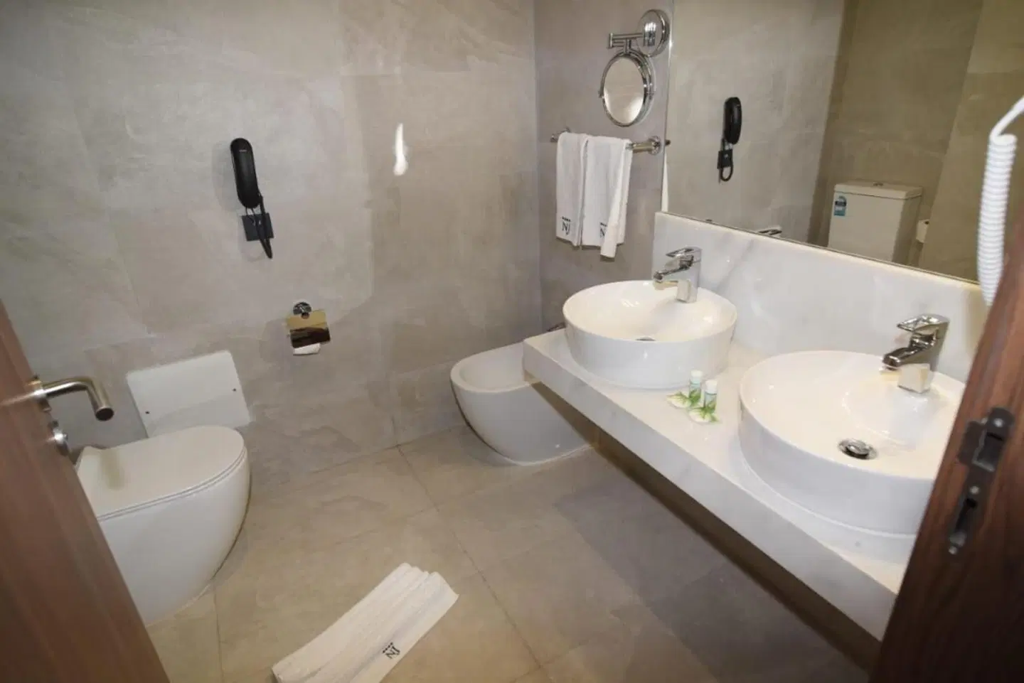 NJ Hotel Rabat Badezimmer