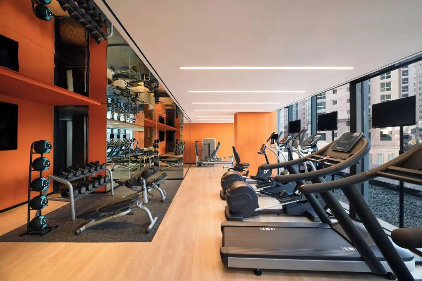 Courtyard by Marriott Suwon SPORTS_AND_LEISURE