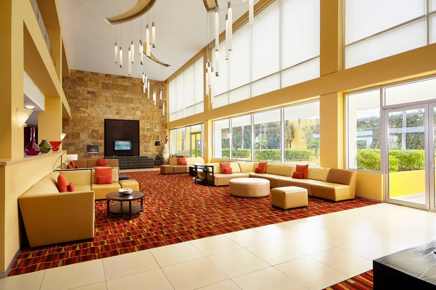 Courtyard by Marriott Leon at The Poliforum LOUNGE_LOBBY