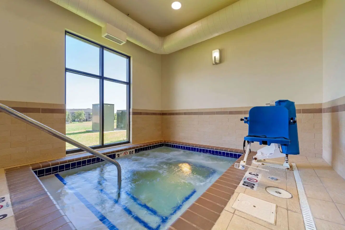 Sleep Inn & Suites Bismarck Hallenbad