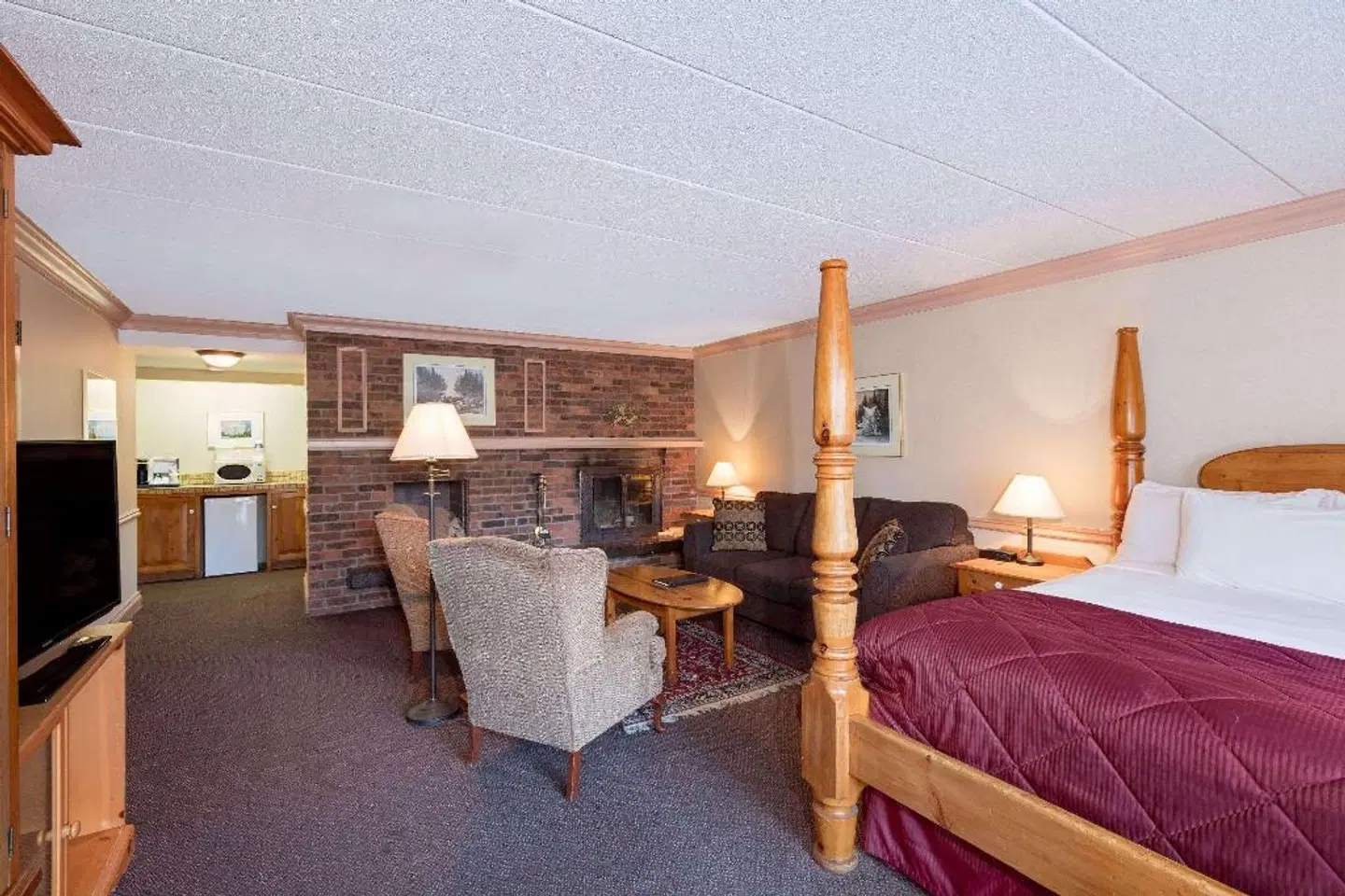 Clarion Resort Pinewood Park ROOM_EXAMPLE