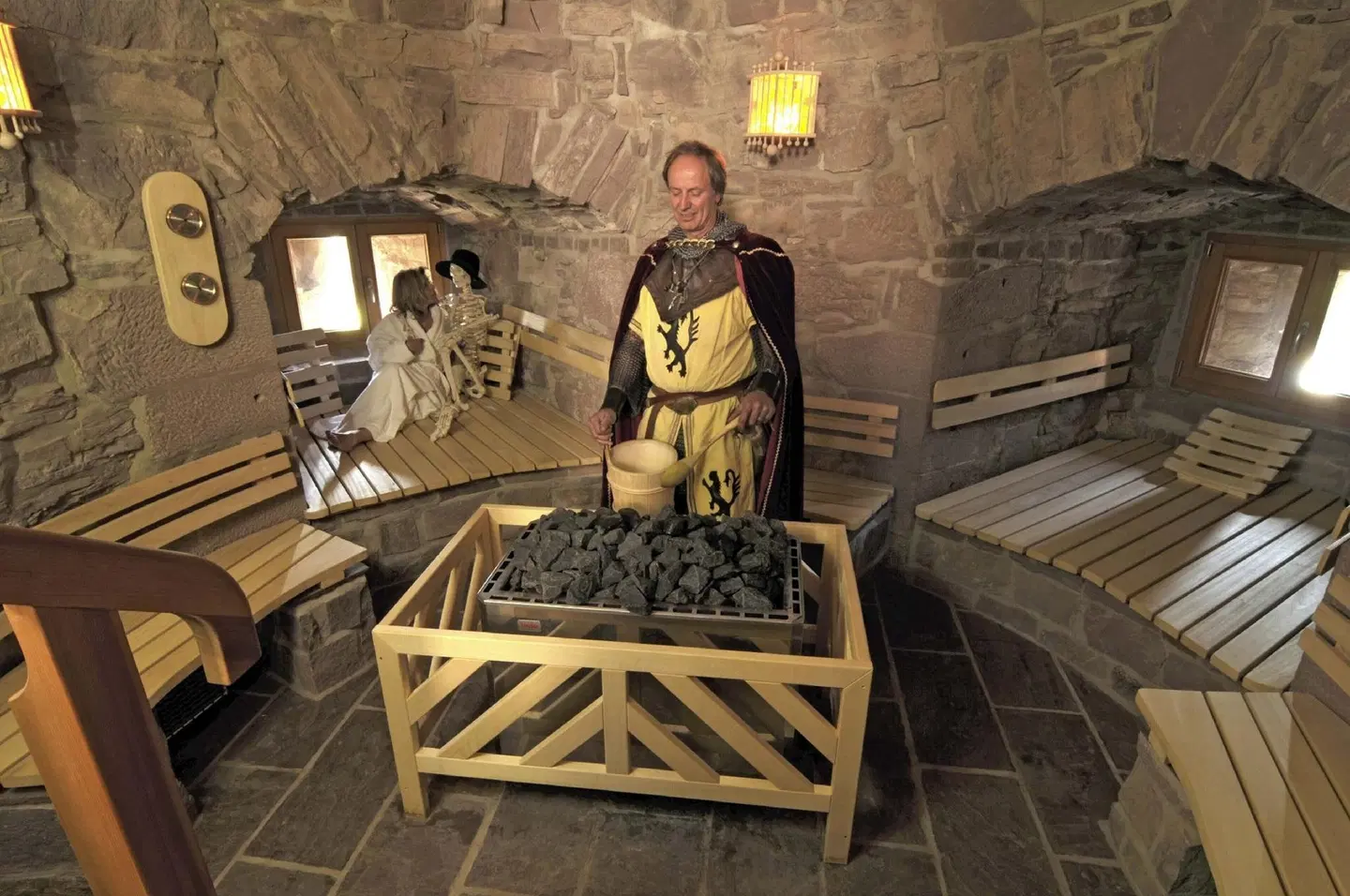 Burg Trendelburg HEALTH_BEAUTY