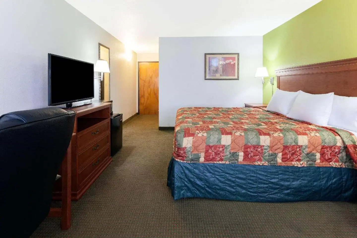 Days Inn by Wyndham Shawnee ROOM_EXAMPLE