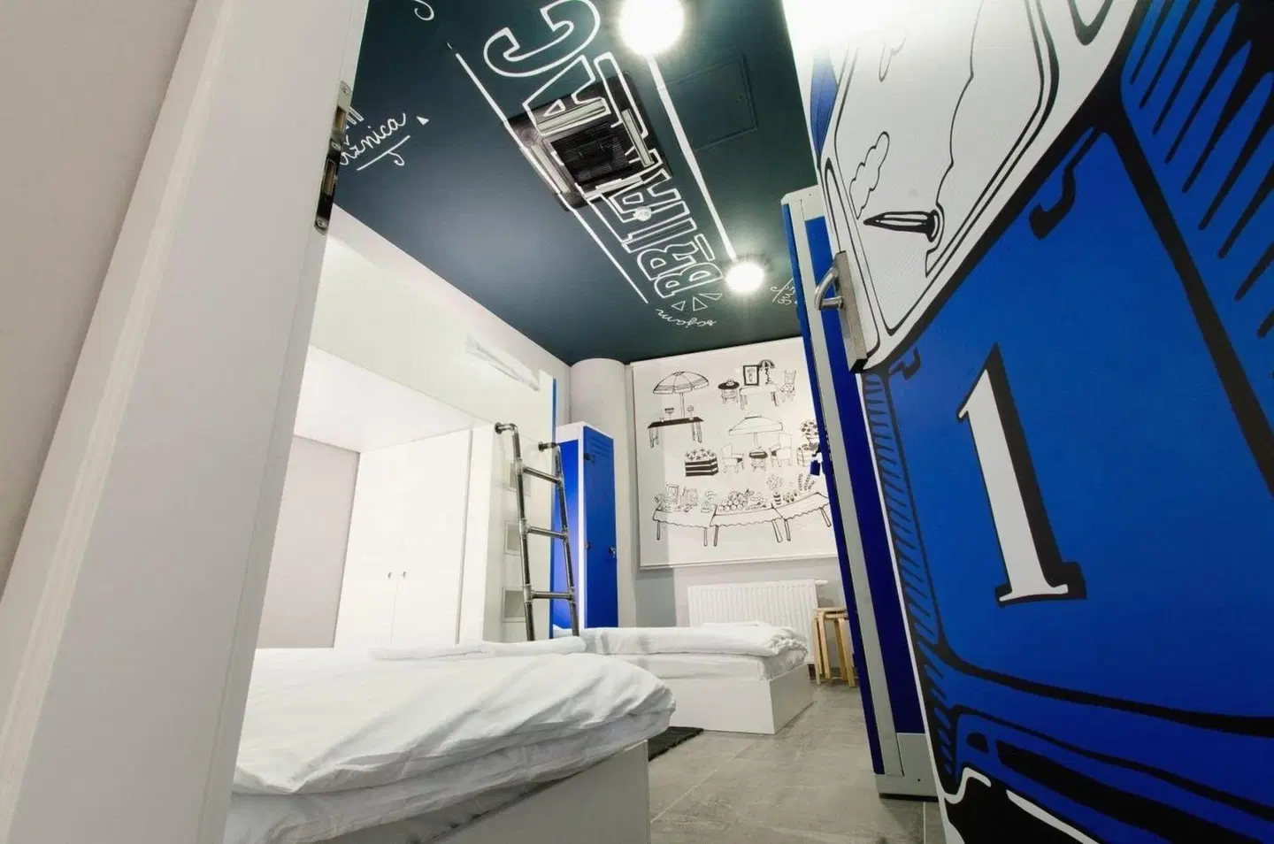 Main Square Hostel ROOM_EXAMPLE