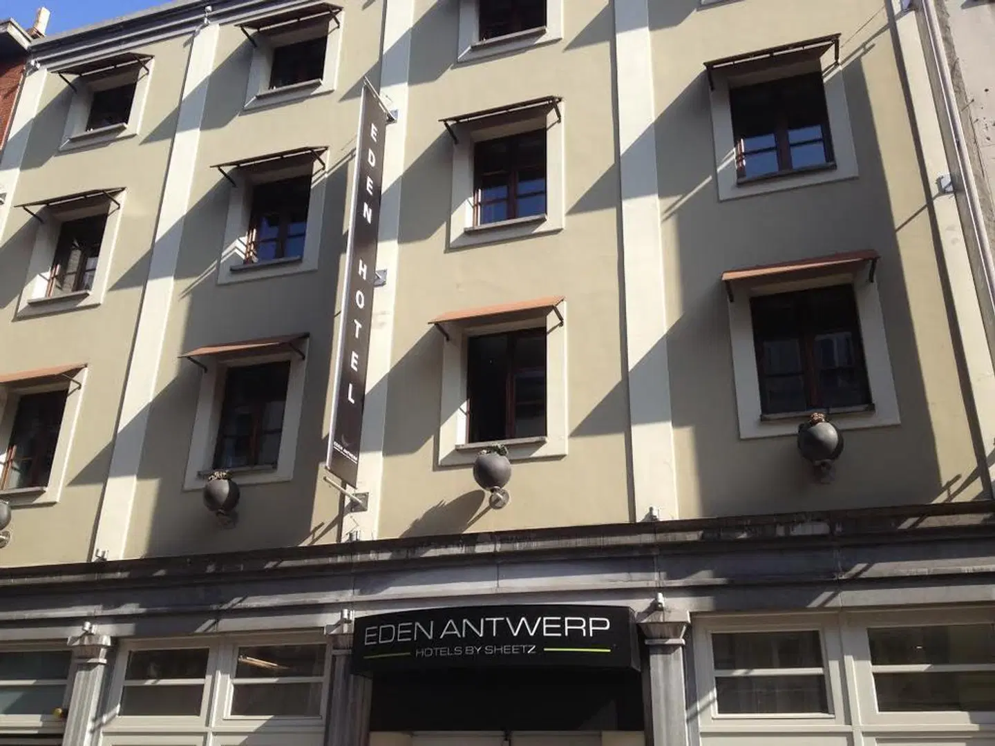 Eden Antwerp by Sheetz Hotels EXTERIOR