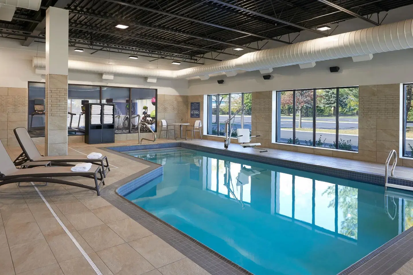 Four Points by Sheraton Hamilton - Stoney Creek Hallenbad