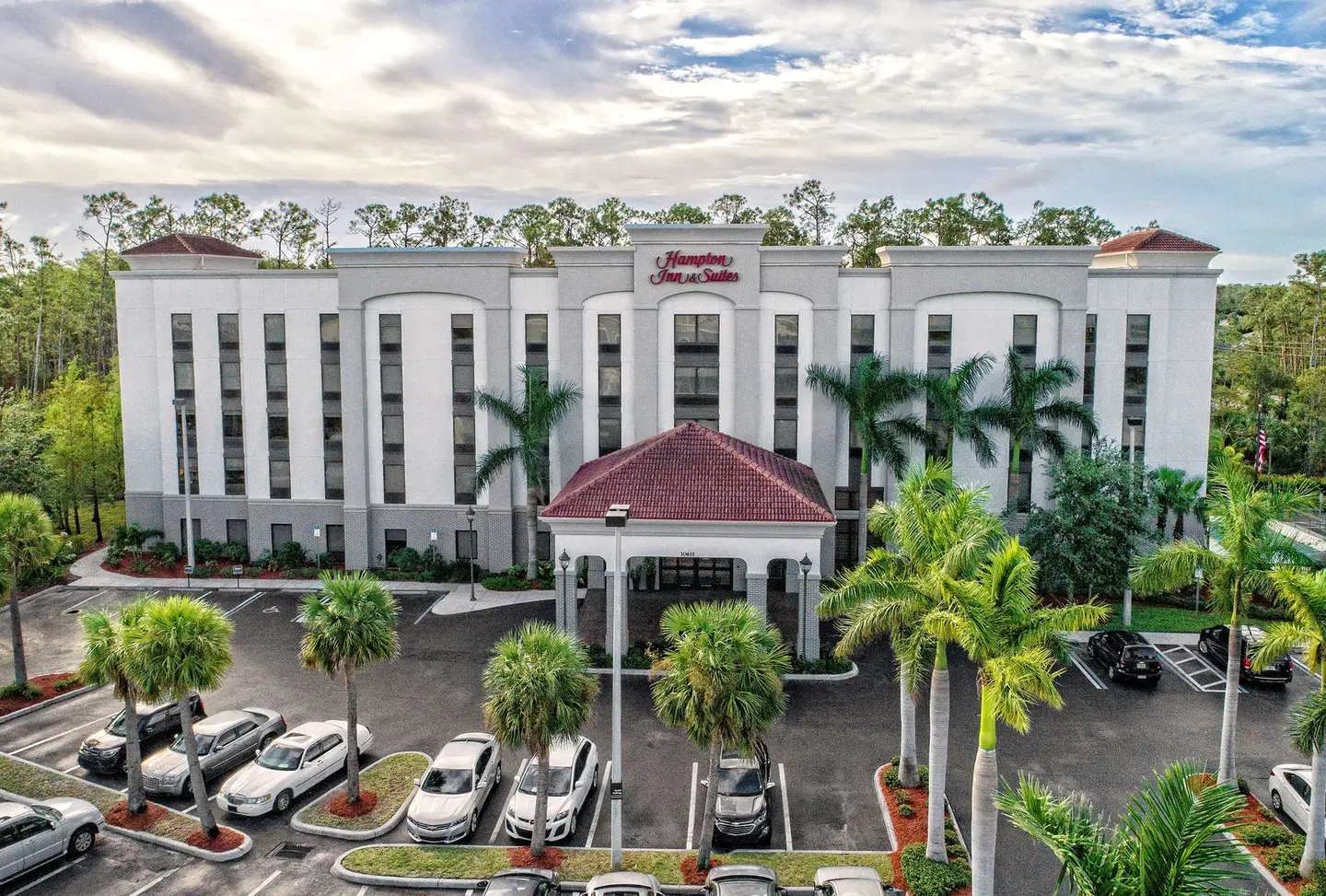 Hampton Inn & Suites Fort Myers-Estero/FGCU EXTERIOR