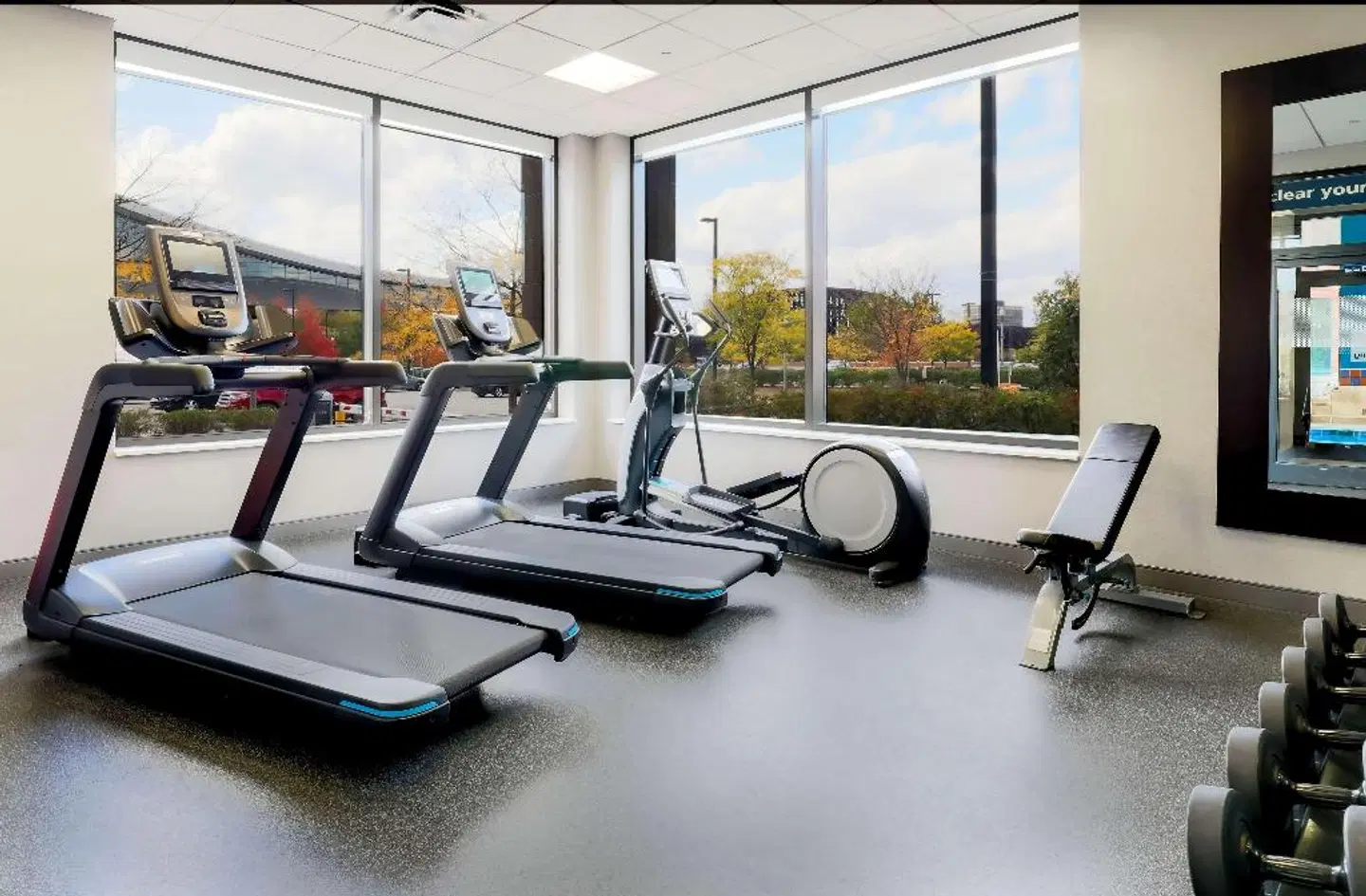Hampton Inn & Suites Pittsburgh Downtown SPORTS_AND_LEISURE