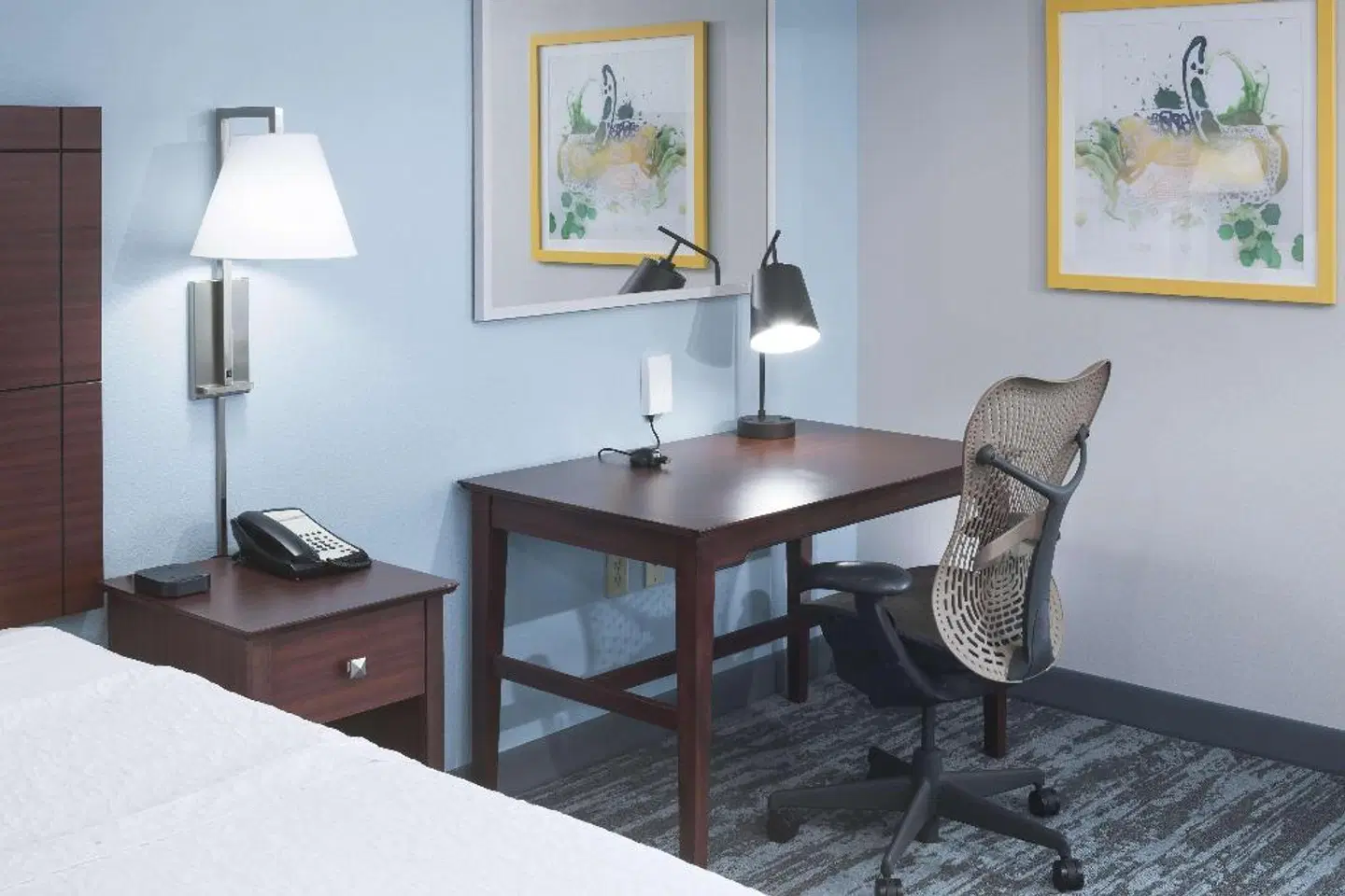 Hampton Inn & Suites Oklahoma City-Bricktown ROOM_EXAMPLE