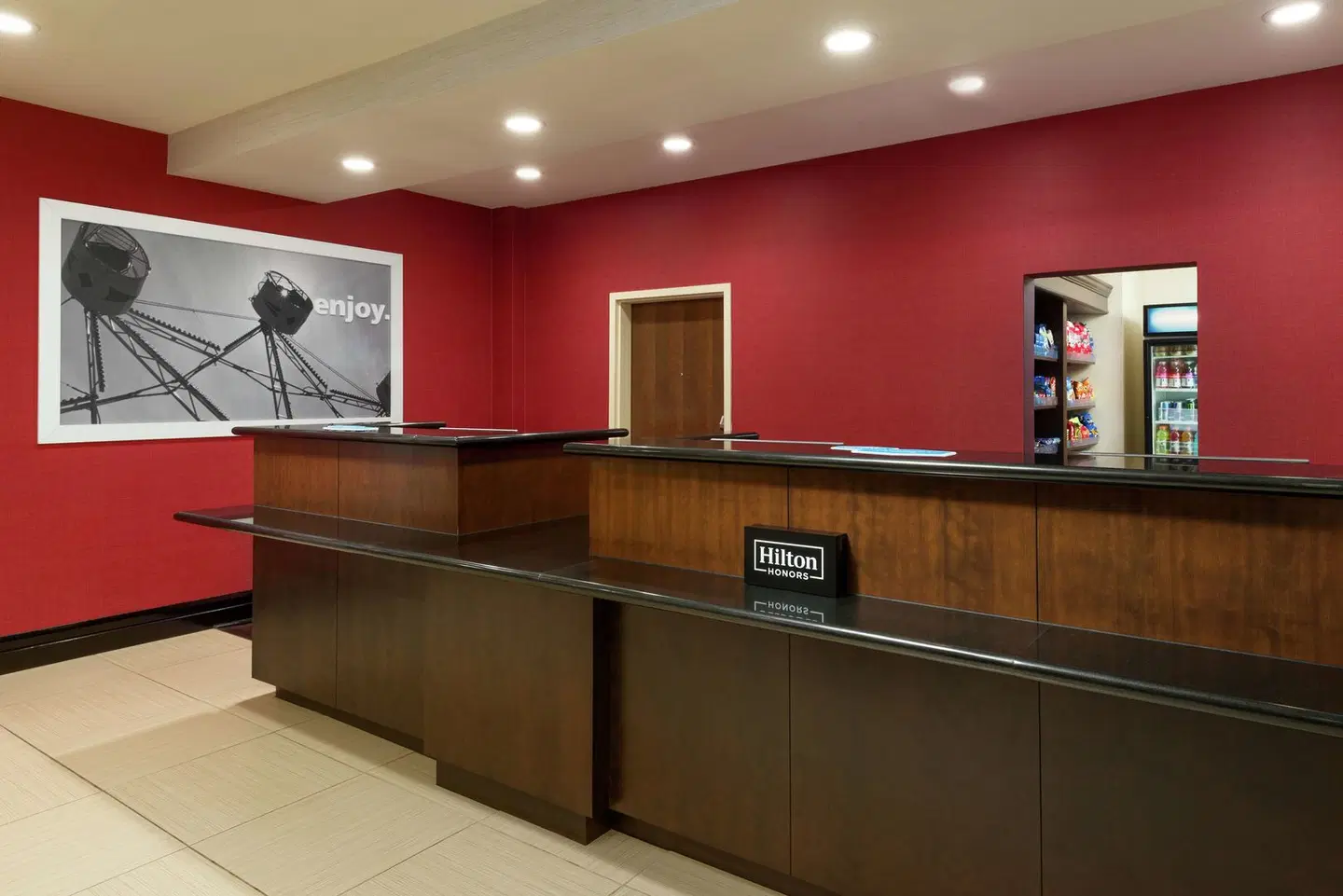 Hampton Inn & Suites National Harbor/Alexandria Area LOUNGE_LOBBY