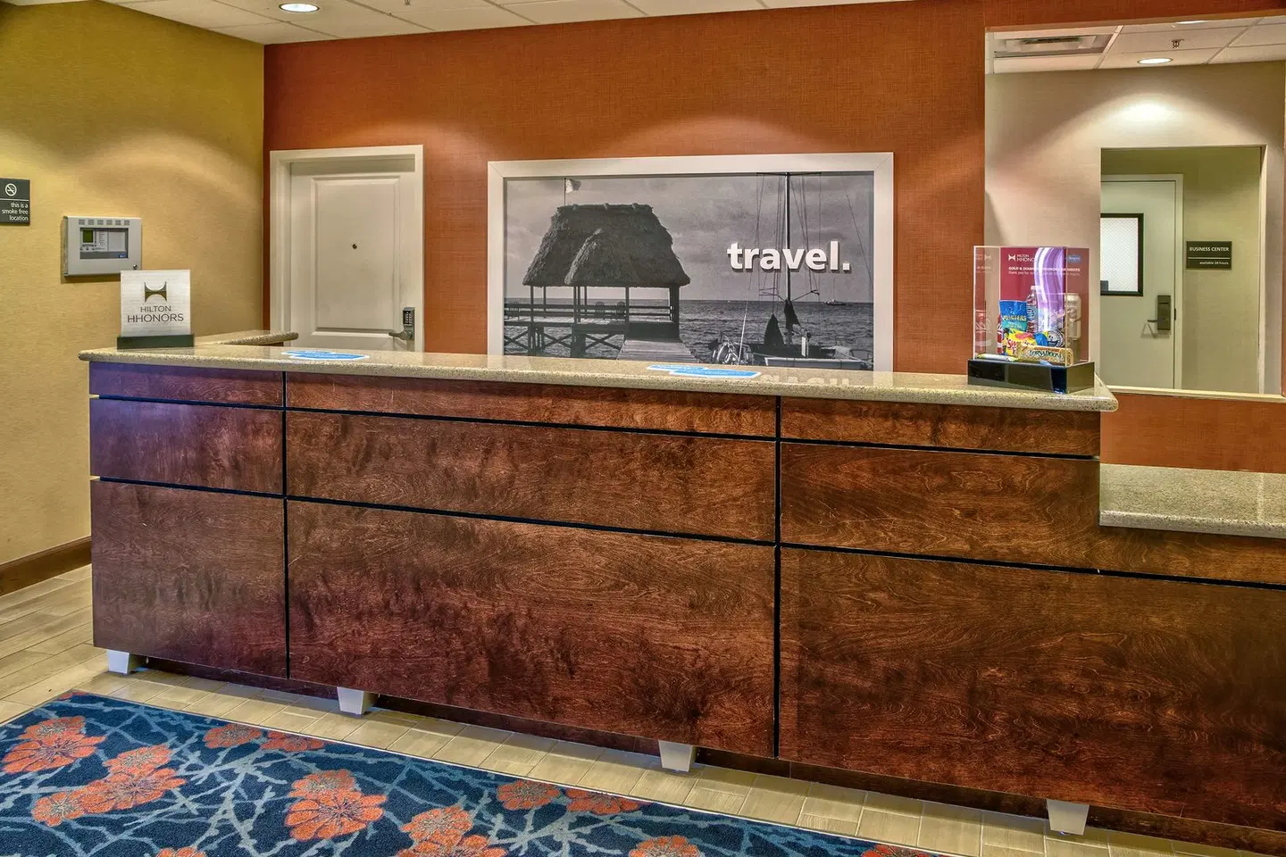 Hampton Inn & Suites Fort Myers-Estero/FGCU LOUNGE_LOBBY