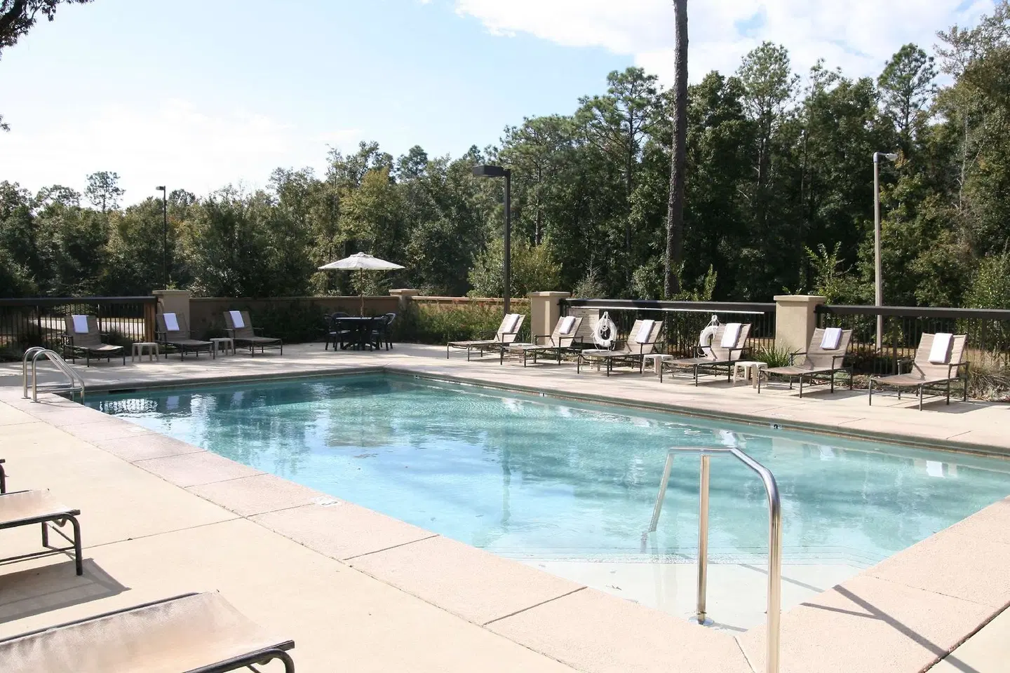 Hampton Inn & Suites Mobile Providence Park/Airport OUTDOOR_POOL