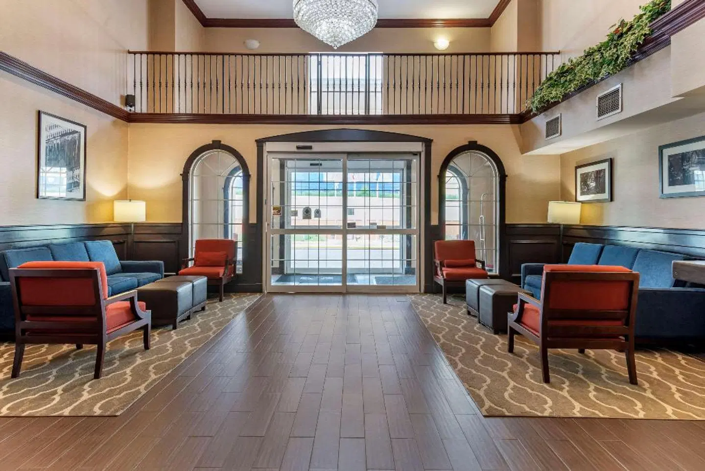 Comfort Suites Newark LOUNGE_LOBBY